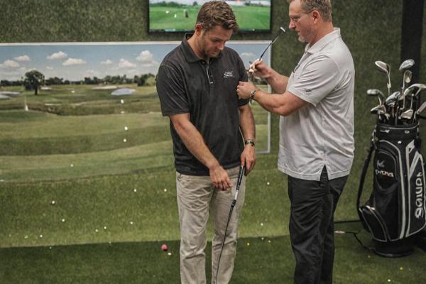 Custom golf club fitting analysis